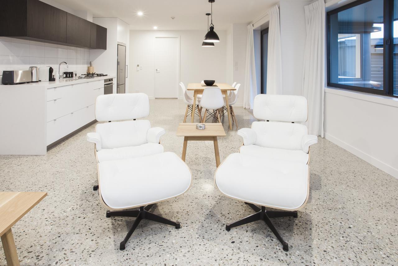 Dungarvon Street Apartments Уанака Екстериор снимка
